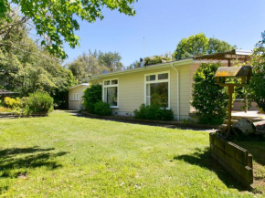 The Trout House - Turangi Holiday Home